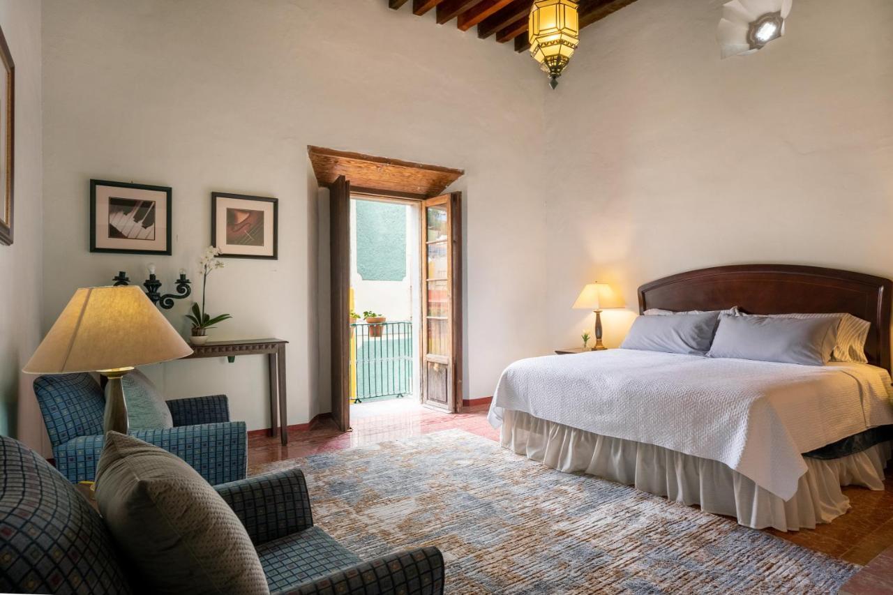 La Casa Veintidos *