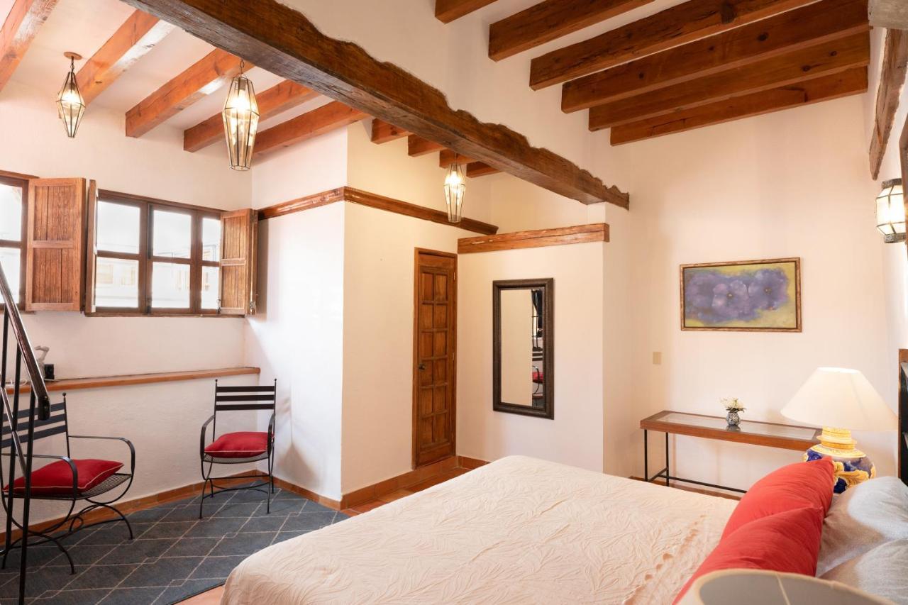 La Casa Veintidos Bed & Breakfast Guanajuato